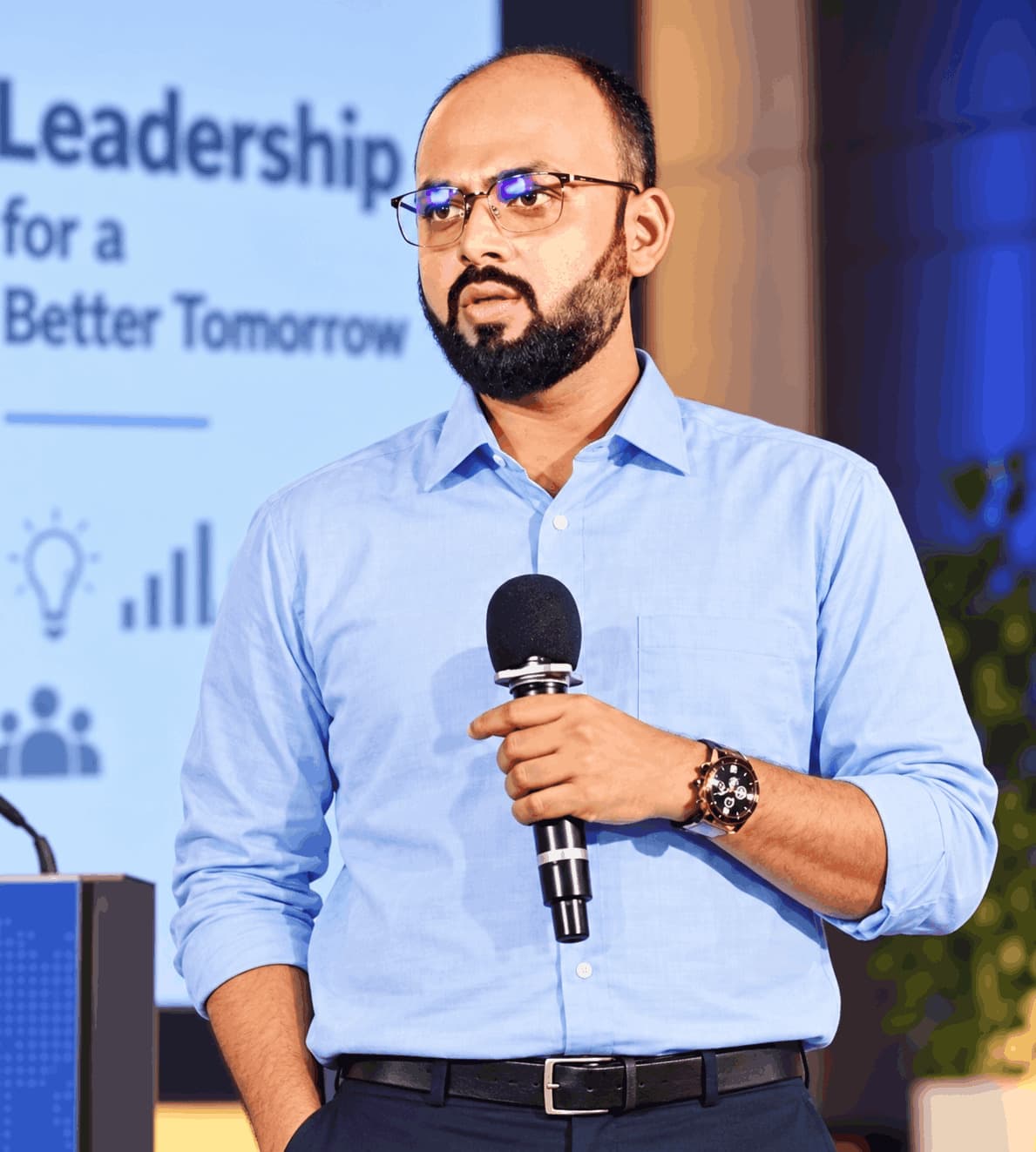 Prasanjit Saha speaking at a leadership session